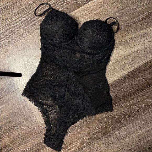 Lingerie bodysuit - Picture 1 of 3